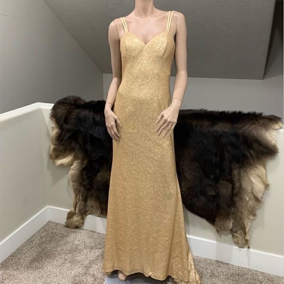 New  Sleeveless Sparkly Sequined  Evening Dress - Picture 1 of 12